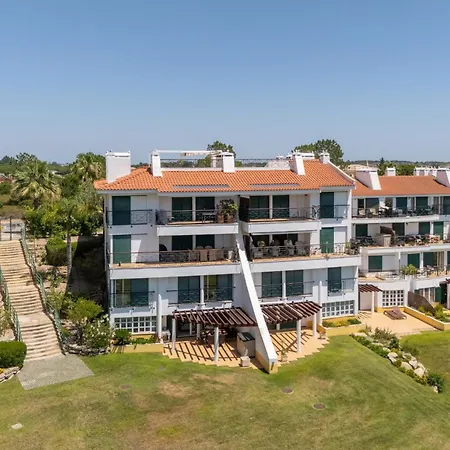 Kelle By Algarve Holidays * Quarteira